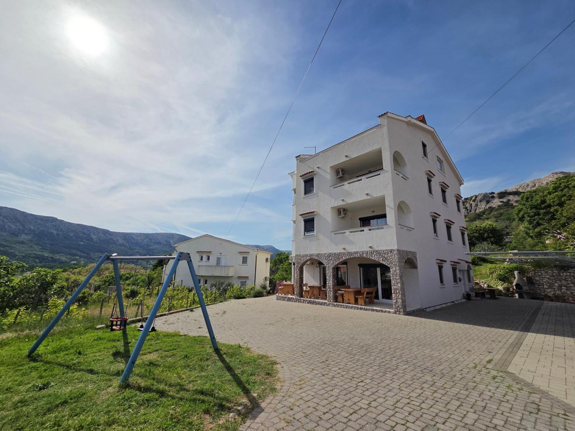 Apartments Leticia Baška Exterior foto